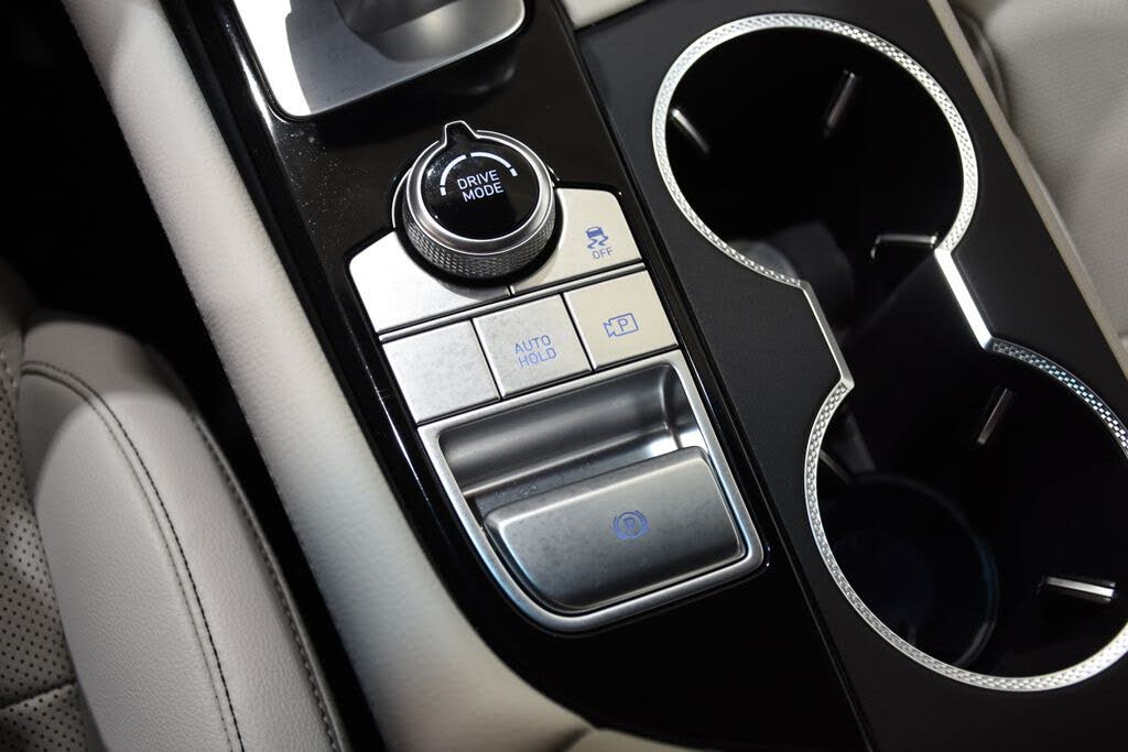 Image of 2025 Genesis G70