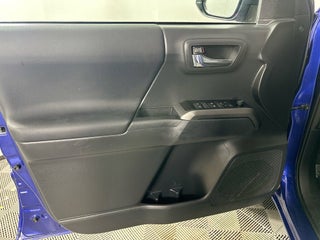 2023 Toyota Tacoma thumbnail – Miami, FL – 17