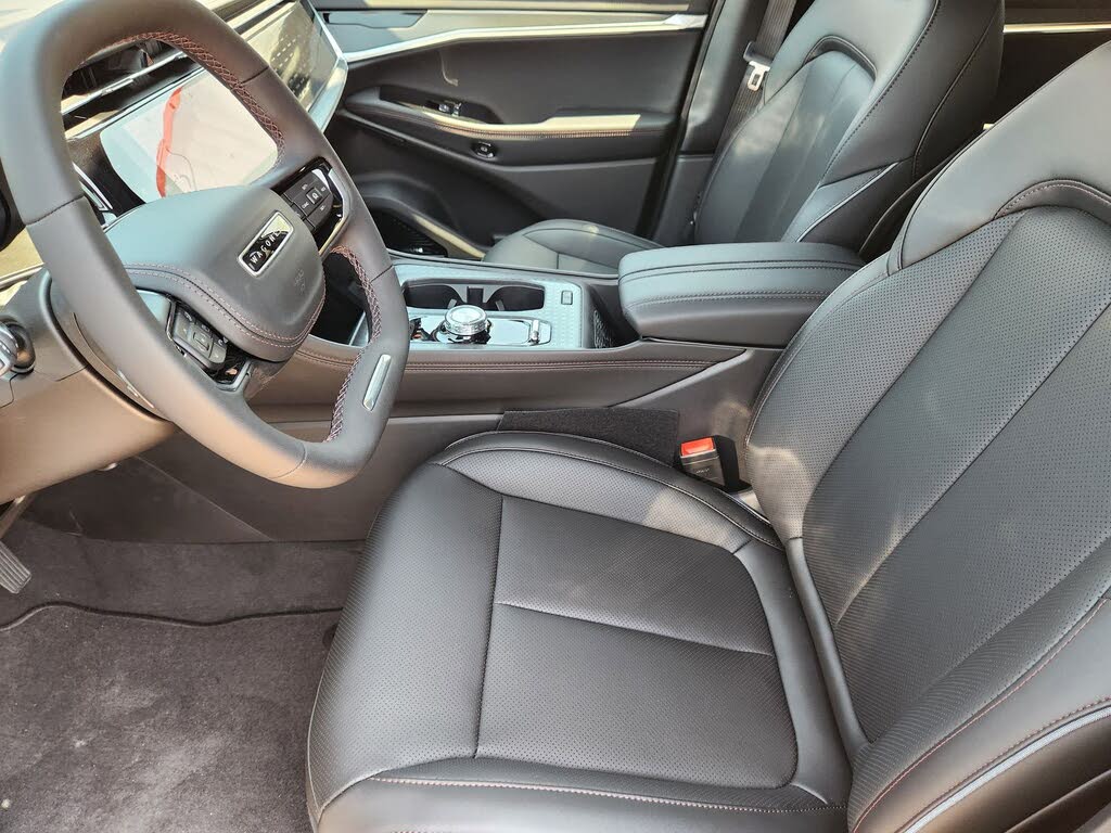 Image of 2025 Jeep Wagoneer S