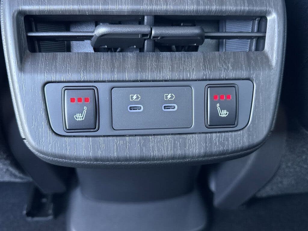 Image of 2025 Nissan Ariya