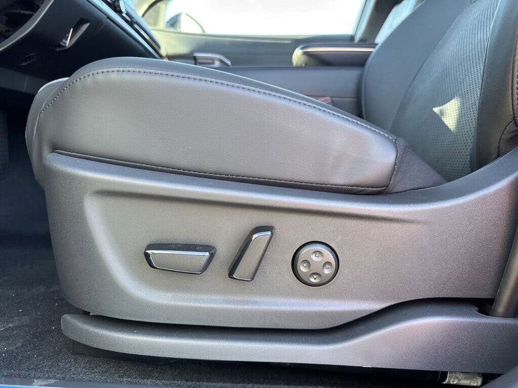 Image of 2025 Nissan Ariya