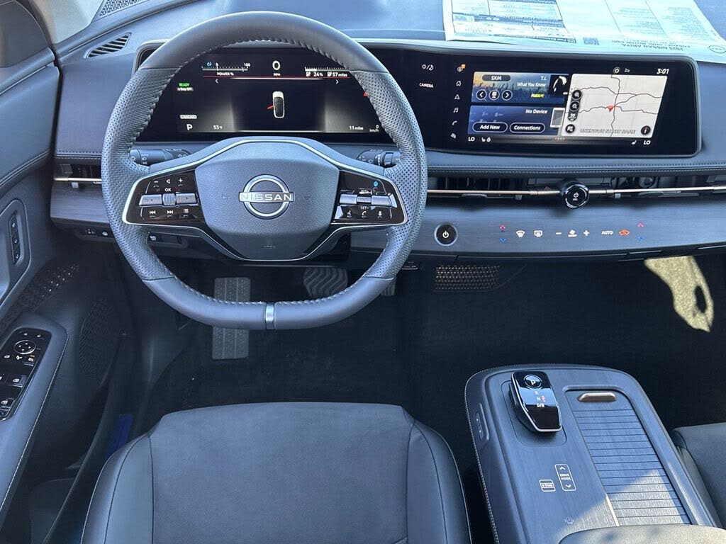 Image of 2025 Nissan Ariya