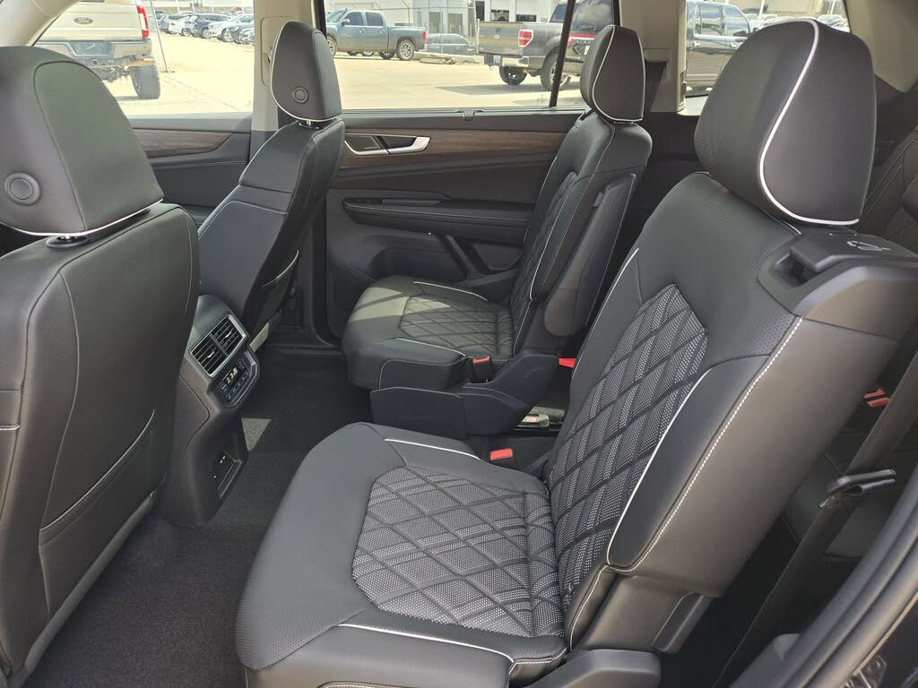 Image of 2025 Volkswagen Atlas