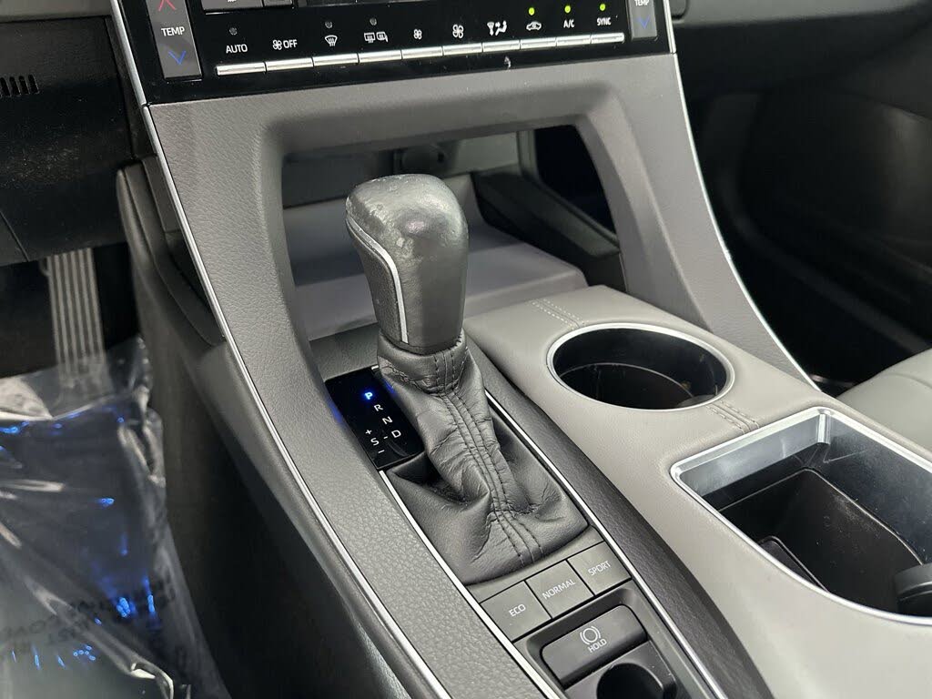 2021 Toyota Avalon XLE
                                    for sale in Palmetto Bay, FL – photo 24