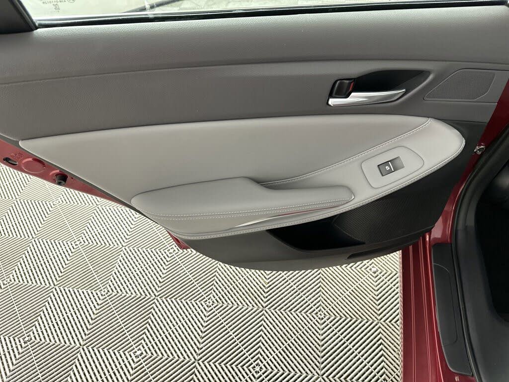 2021 Toyota Avalon XLE
                                    for sale in Palmetto Bay, FL – photo 34