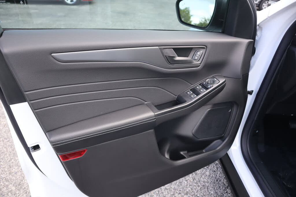 Image of 2025 Ford Escape