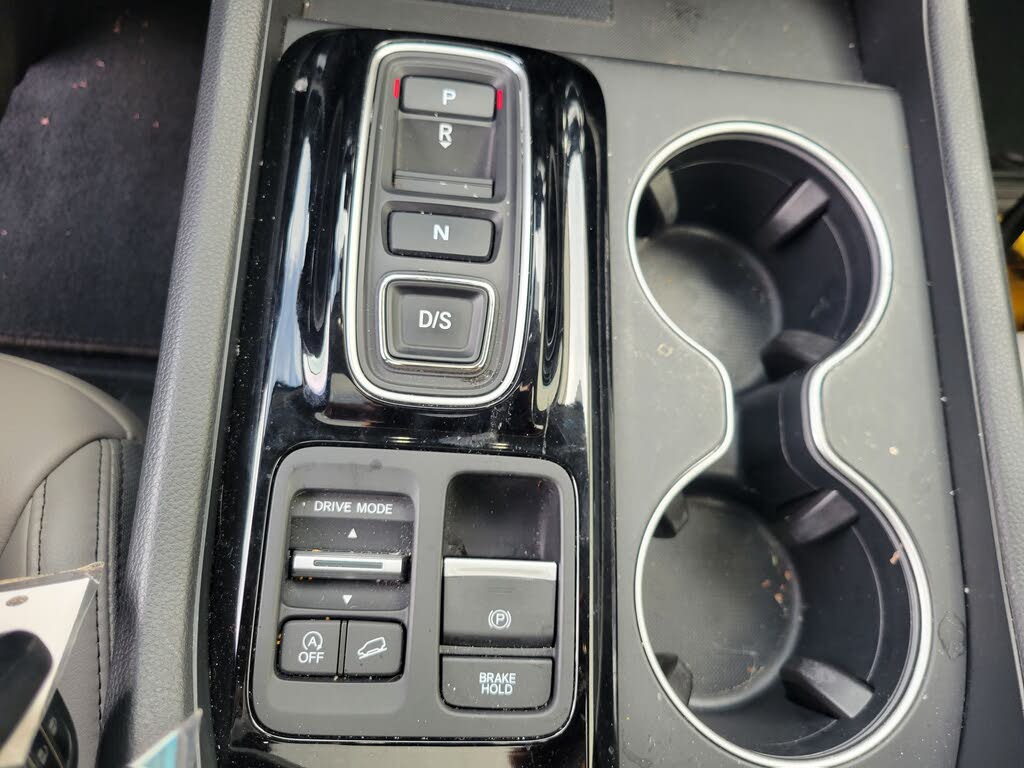 2025 Honda Pilot Touring
                                    for sale in Miami, FL – photo 36