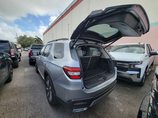 2025 Honda Pilot thumbnail – Miami, FL – 13