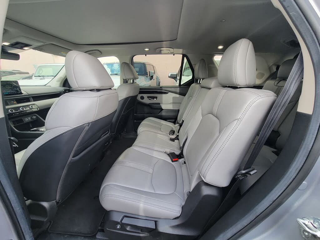 2025 Honda Pilot Touring
                                    for sale in Miami, FL – photo 19