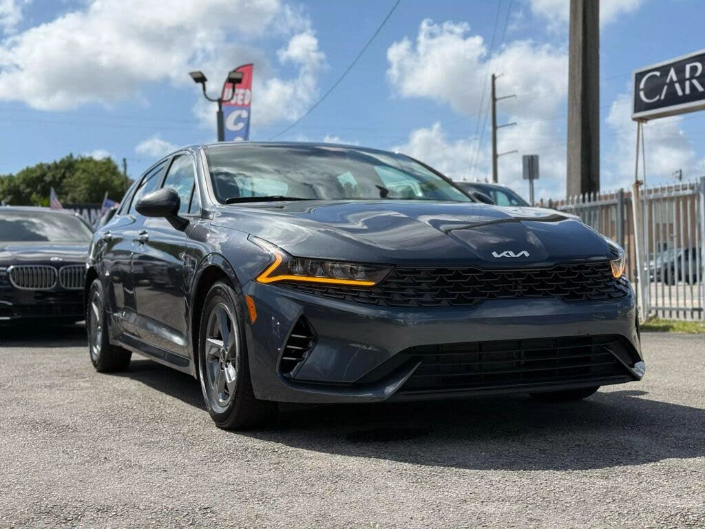 2022 Kia K5 LXS
                                    for sale in Miami, FL – photo 2