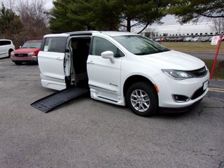 2020 Chrysler Pacifica thumbnail – Miami, FL – 2