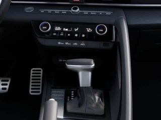 Hyundai Elantra Hybrid