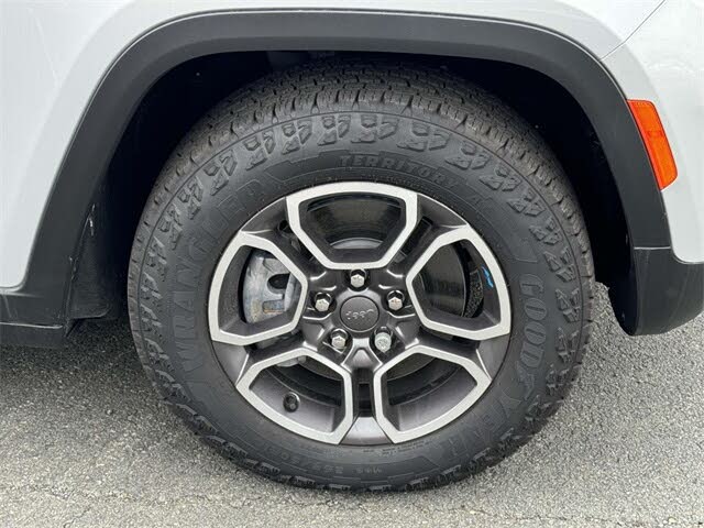 Image of 2023 Jeep Grand Cherokee