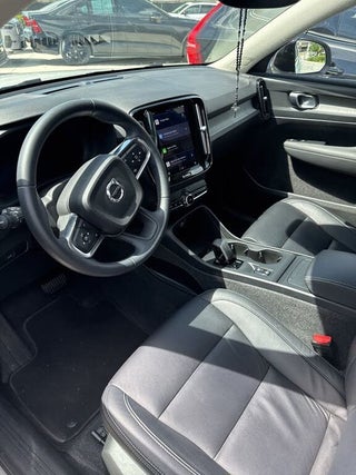 2024 Volvo XC40 thumbnail – Miami, FL – 3