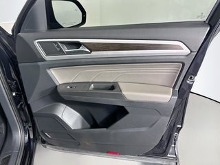 2023 Volkswagen Atlas thumbnail – Miami, FL – 33