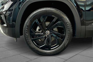 2022 Volkswagen Atlas thumbnail – North Miami, FL – 9