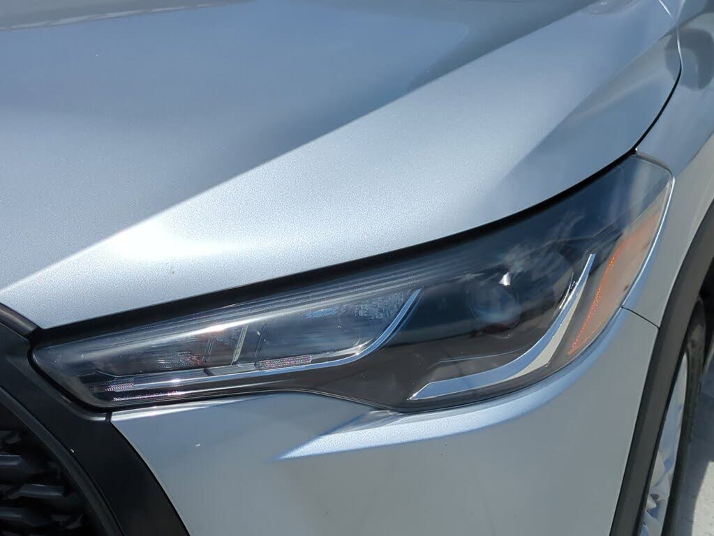 2022 Toyota Corolla Cross LE
                                    for sale in Tamarac, FL – photo 10