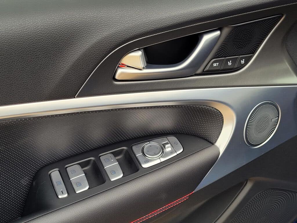 2024 Genesis G70