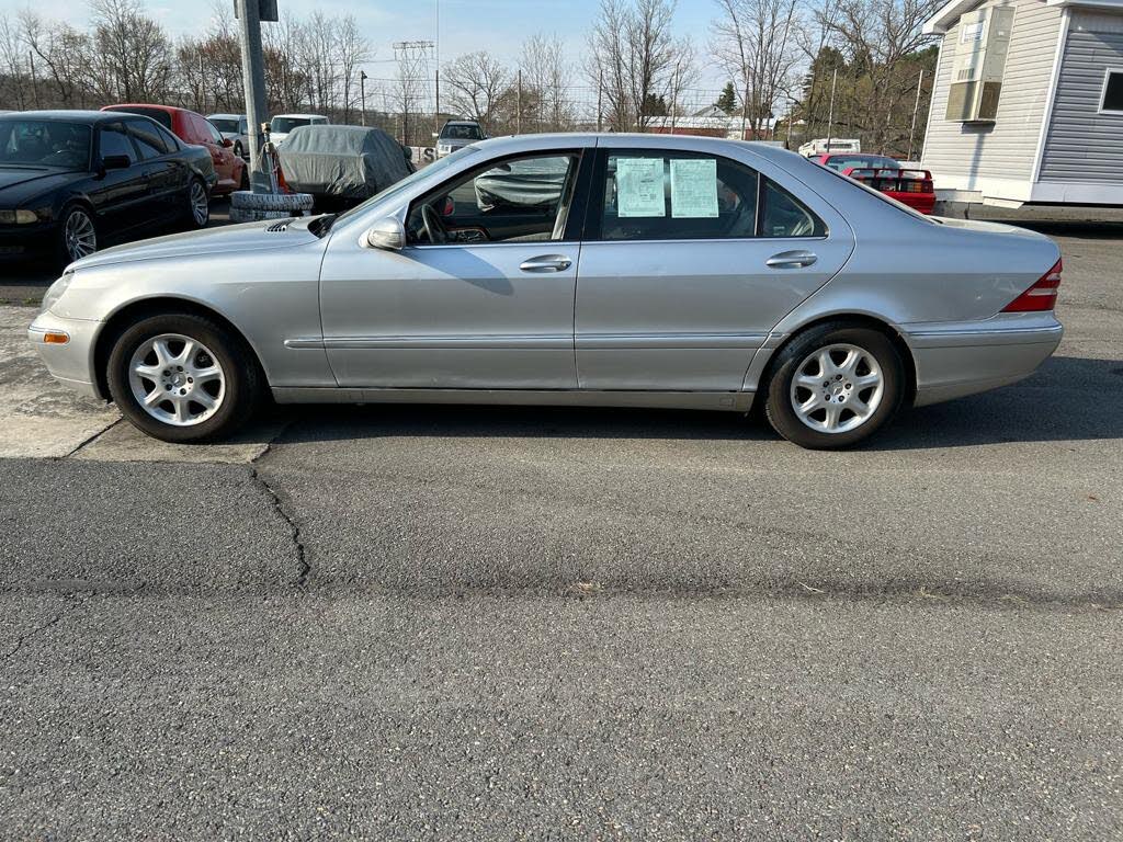 Mercedes-Benz S-Class W220 S 500