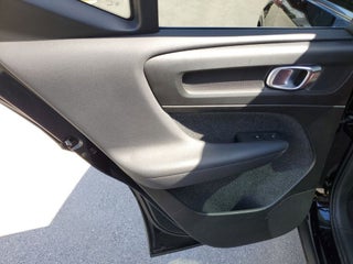 2019 Volvo XC40 thumbnail – Miami, FL – 9