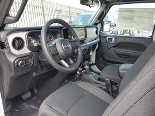 2025 Jeep Gladiator thumbnail – Miami, FL – 14