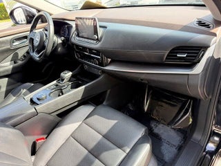 2022 Nissan Rogue thumbnail – Hollywood, FL – 17