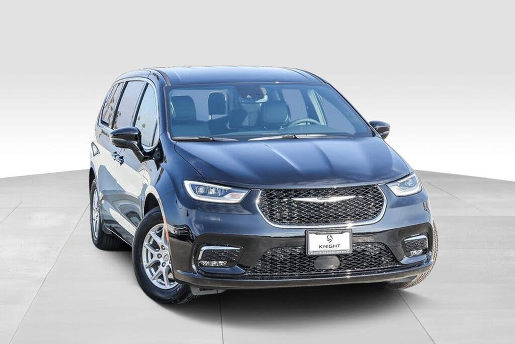 Image of 2025 Chrysler Pacifica