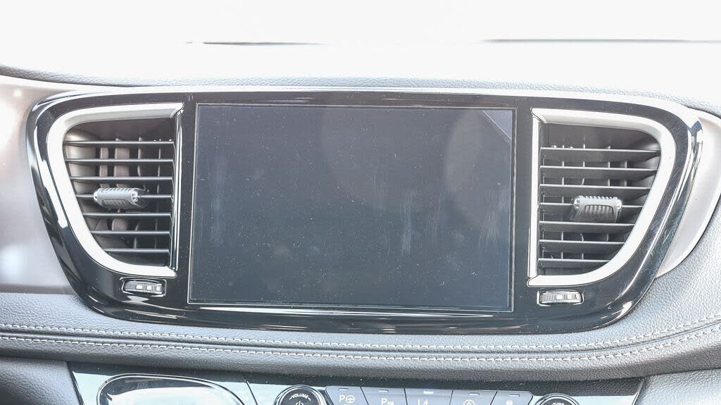 Image of 2025 Chrysler Pacifica