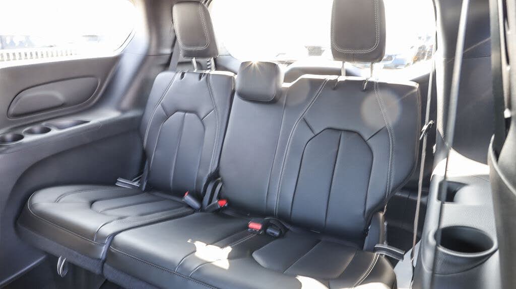 Image of 2025 Chrysler Pacifica