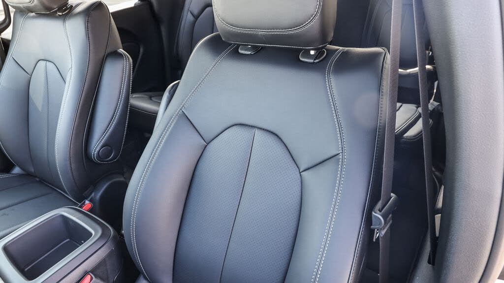 Image of 2025 Chrysler Pacifica