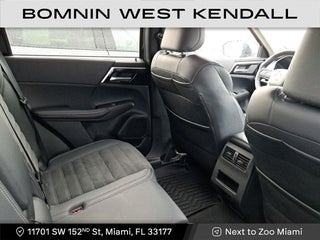 2024 Mitsubishi Outlander thumbnail – Miami, FL – 9