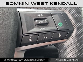 2024 Mitsubishi Outlander thumbnail – Miami, FL – 18