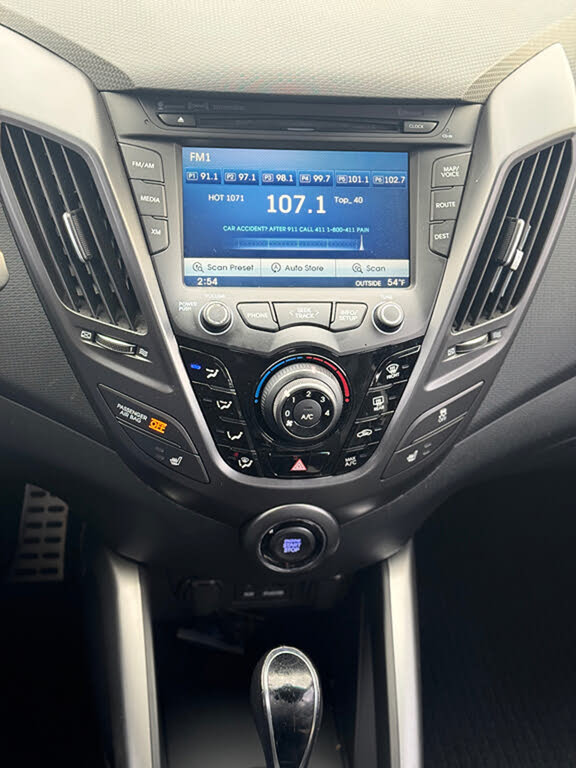 Image of 2013 Hyundai Veloster Turbo