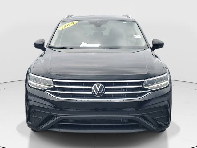 2024 Volkswagen Tiguan SE
                                    for sale in Miami, FL – photo 3