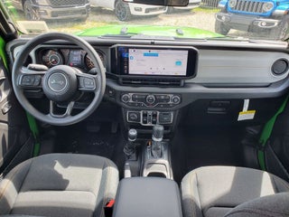 2025 Jeep Gladiator thumbnail – Miami, FL – 12