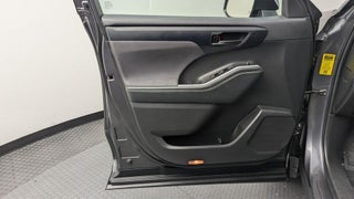 2022 Toyota Highlander thumbnail – West Palm Beach , FL – 14