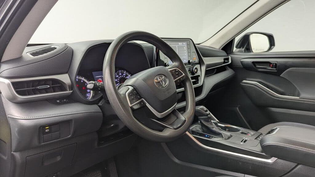2022 Toyota Highlander L
                                    for sale in West Palm Beach , FL – photo 25