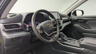 2022 Toyota Highlander thumbnail – West Palm Beach , FL – 25
