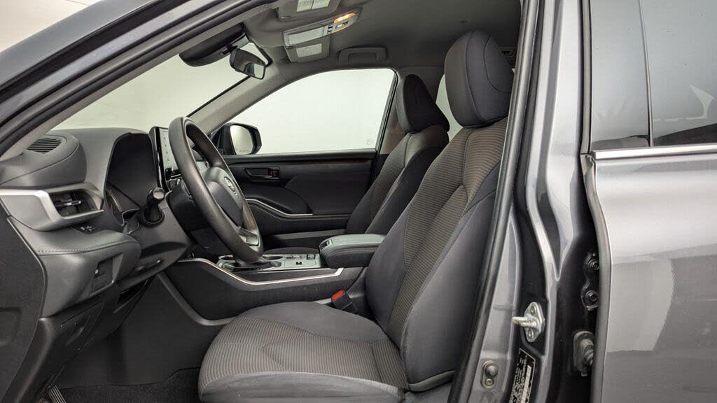 2022 Toyota Highlander L
                                    for sale in West Palm Beach , FL – photo 15