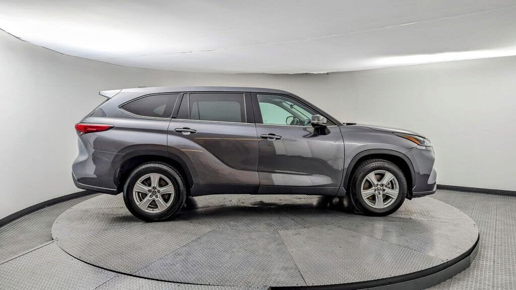 2022 Toyota Highlander L
                                    for sale in West Palm Beach , FL – photo 10