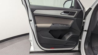 2021 Volkswagen Atlas Cross Sport thumbnail – West Palm Beach , FL – 13