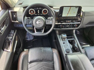 2023 Nissan Pathfinder thumbnail – Davie, FL – 12
