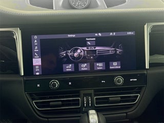 2024 Porsche Macan thumbnail – Davie, FL – 15