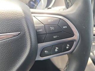 2022 Chrysler Pacifica Hybrid thumbnail – Miami Shores, FL – 30