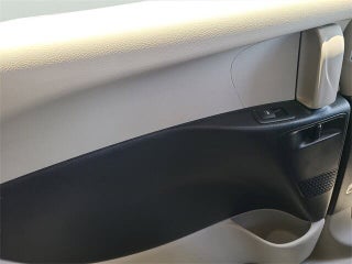 2022 Chrysler Pacifica Hybrid thumbnail – Miami Shores, FL – 18