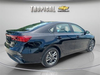 2024 Kia Forte thumbnail – Miami Shores, FL – 6
