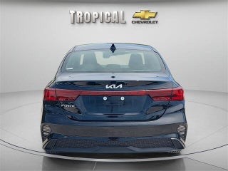 2024 Kia Forte thumbnail – Miami Shores, FL – 5