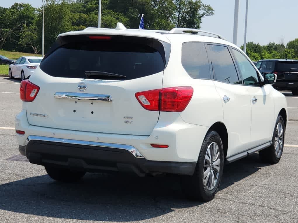Image of 2020 Nissan Pathfinder