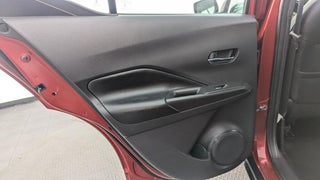 2019 Nissan Kicks thumbnail – West Palm Beach , FL – 17