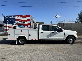 2017 Ford F-350 Super Duty thumbnail – Miami, FL – 33